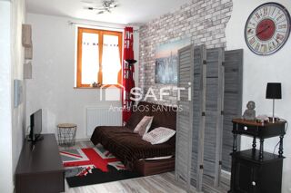  Maison  vendre 8 pices 242 m