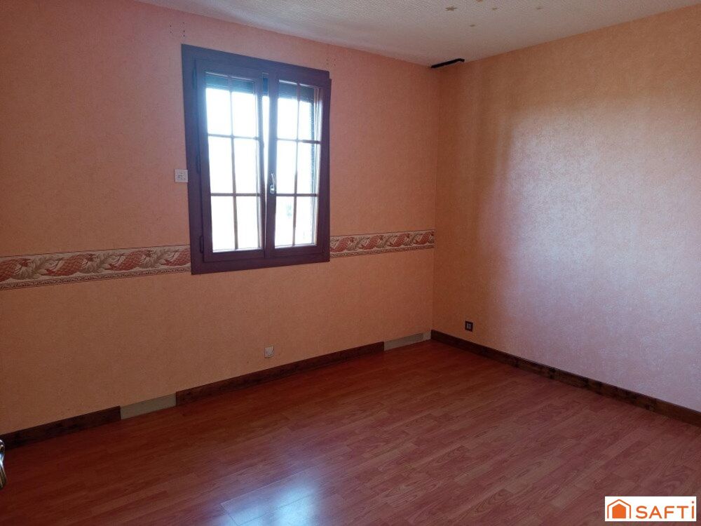 Vente Maison Jolie maison de plain pied, bien située et bien équipée Farges-en-septaine