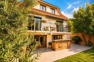  Maison à vendre 6 pièces 237 m²