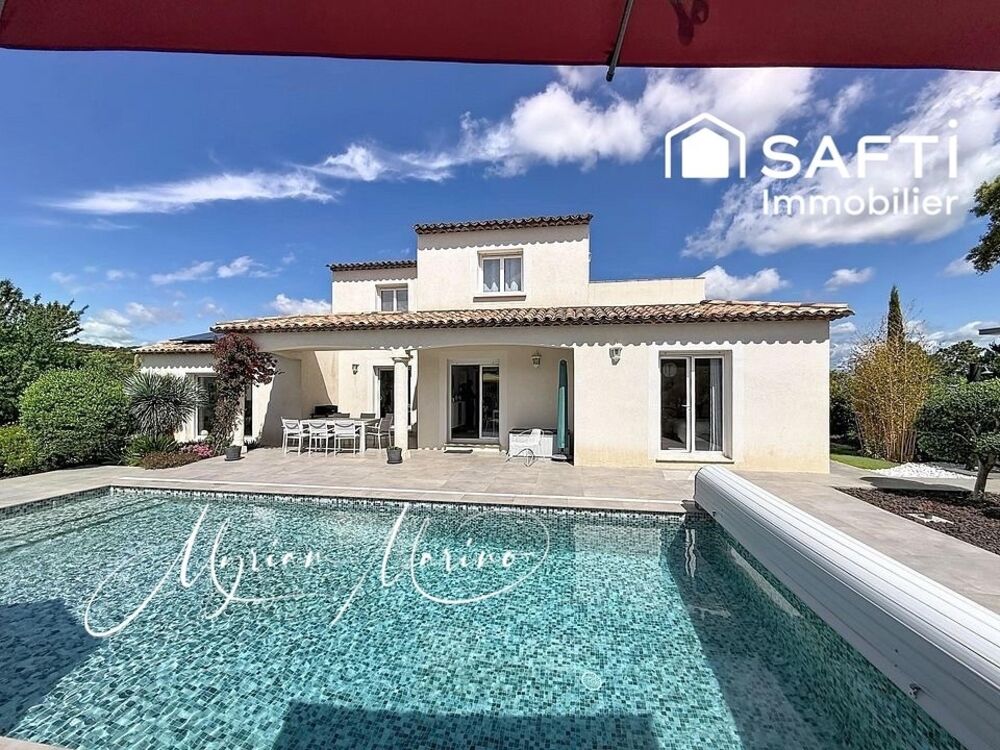Villa avec piscine à Saint-Aygulf  185m² au calme proche plages et centre
