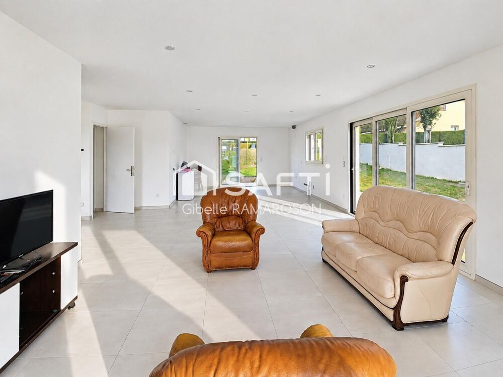 Vente Maison Maison de plain-pied ,4 chambres, Pièce de vie de 60 m² Simandre-sur-suran