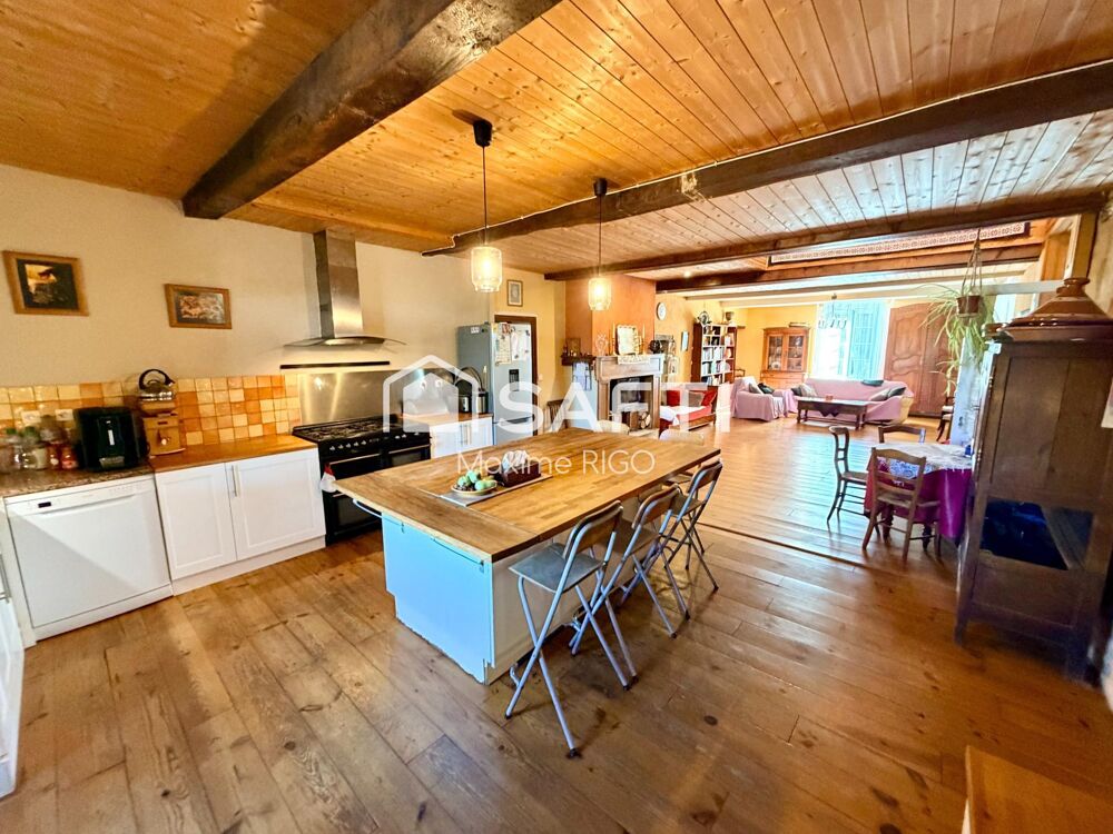 Vente Maison Belle propriété en pierre rénovée avec 5,5 hectares, dépendances et studio indépendant Saint-colomb-de-lauzun