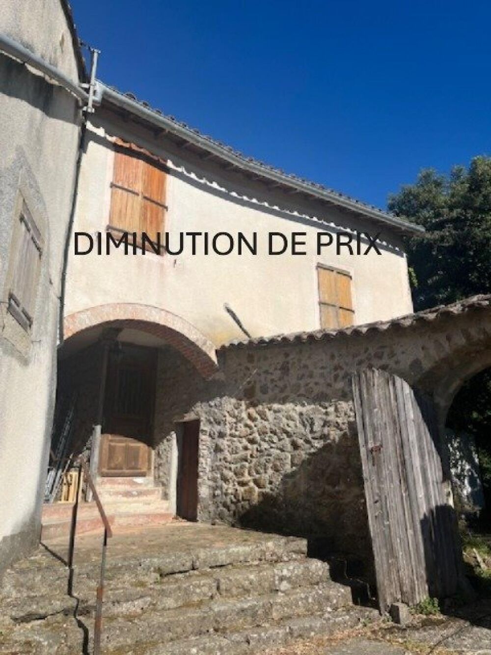 Authentique Mas Cévenol entouré de terres et bordé par la rivière