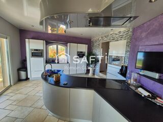  Maison à vendre 11 pièces 365 m²