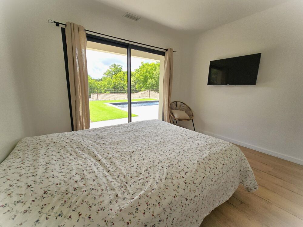 Vente Maison Maison t5 de 166 m² avec piscine et grand garage Escosse