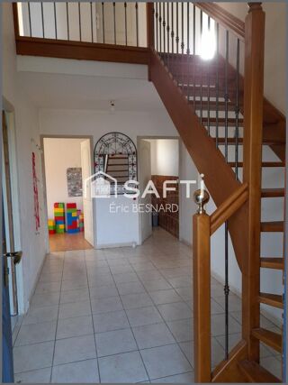  Maison � vendre 7 pi�ces 180 m�