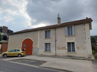 Maison 7 pièces 146 m² · à Chalais · 146 m² · 128 500 €