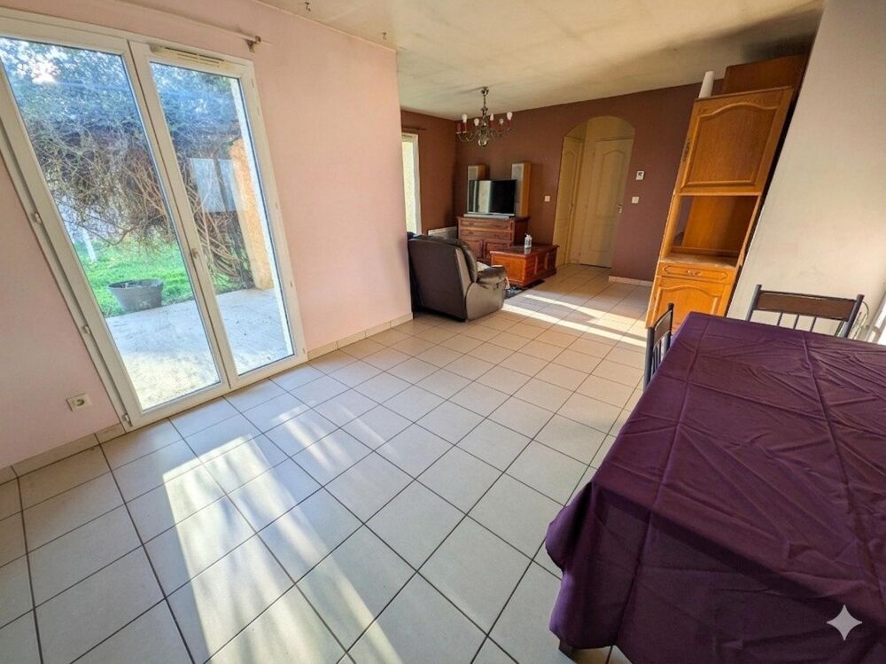 Maison familiale 3 chambres avec bel extérieur