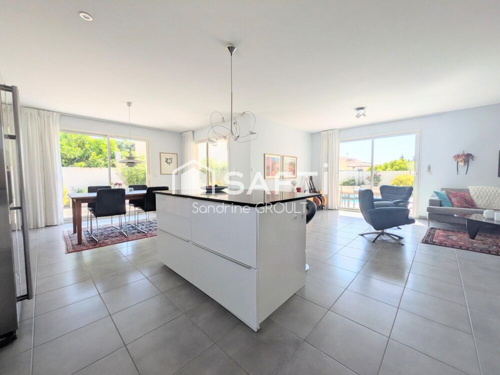 Vente Maison MAGNIFIQUE VILLA PLAIN PIED avec PISCINE, GARAGE et STATIONNEMENT CAMPING CAR Magalas