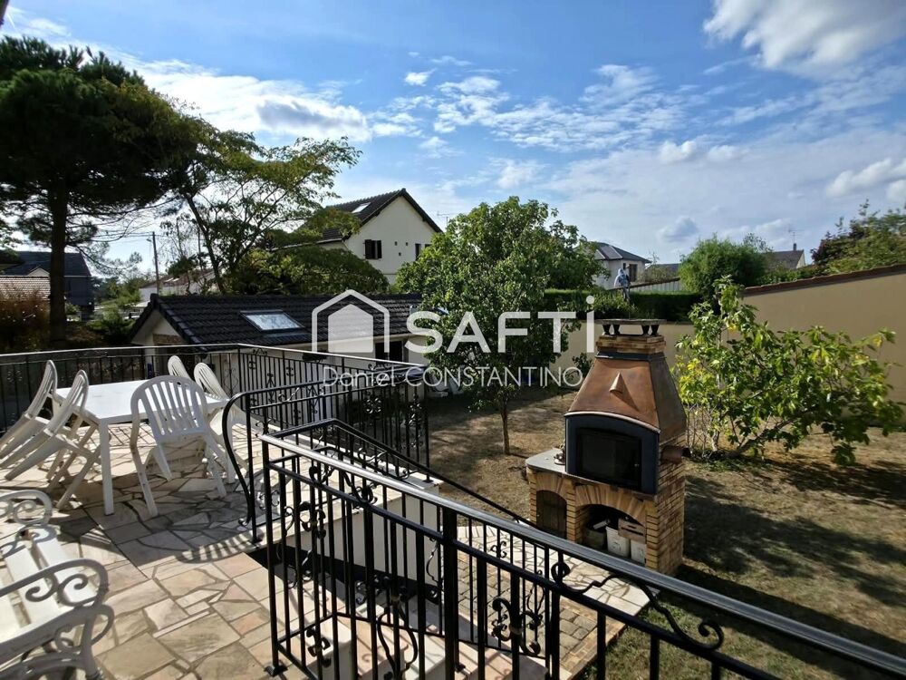 Vente Maison Maison avec Beau Volume et Terrain de 701 m² Sainte-genevieve-des-bois