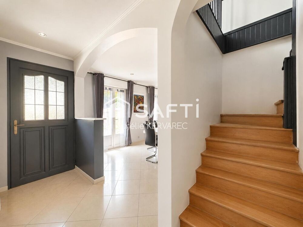 Vente Maison Laissez-vous séduire par tout ce qu'elle a à offrir. Claye-souilly