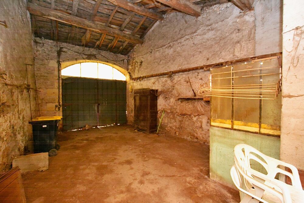 Maison en pierre a rénover