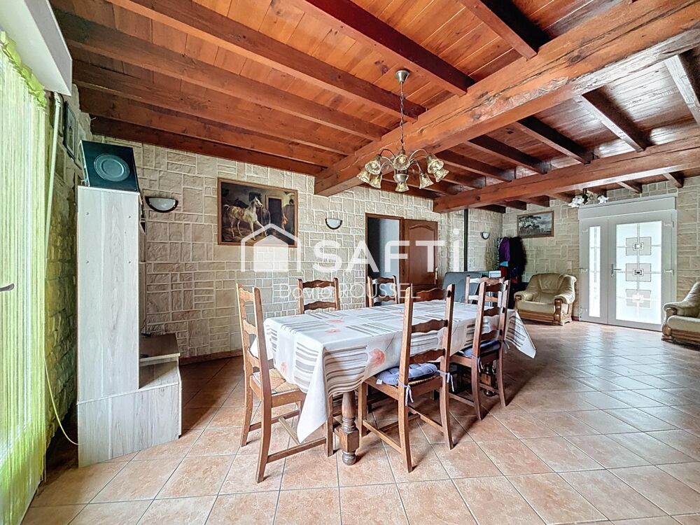 Vente Maison Pour investisseurs, 2 salles de réception et bar. Wambercourt