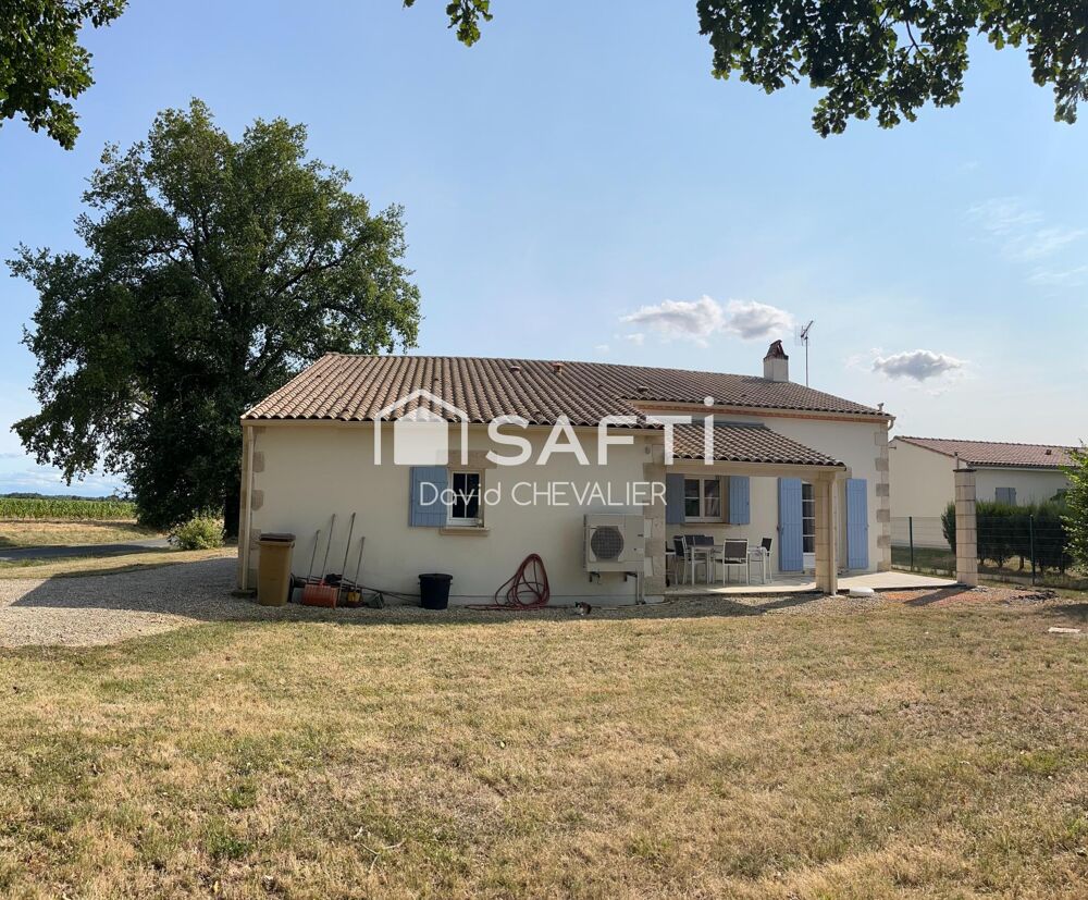jolie maison contemporaine de style charentaise