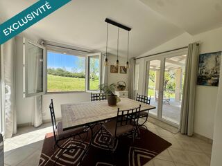  Maison � vendre 5 pi�ces 244 m�