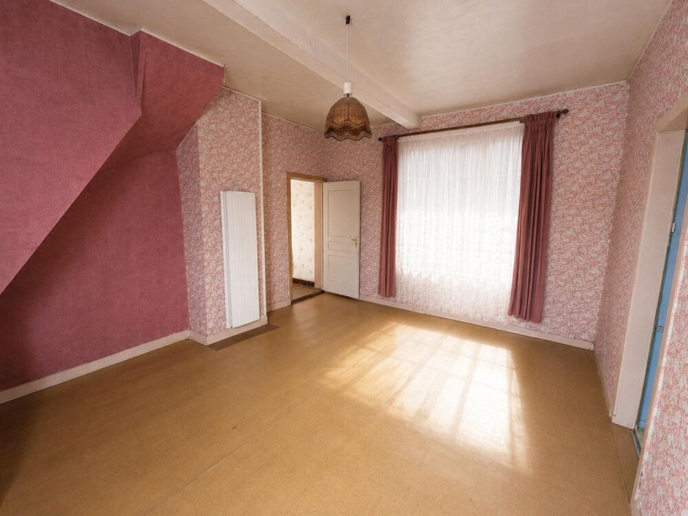 Vente Maison Maison de plain-pied avec dépendances et jardin Toeufles