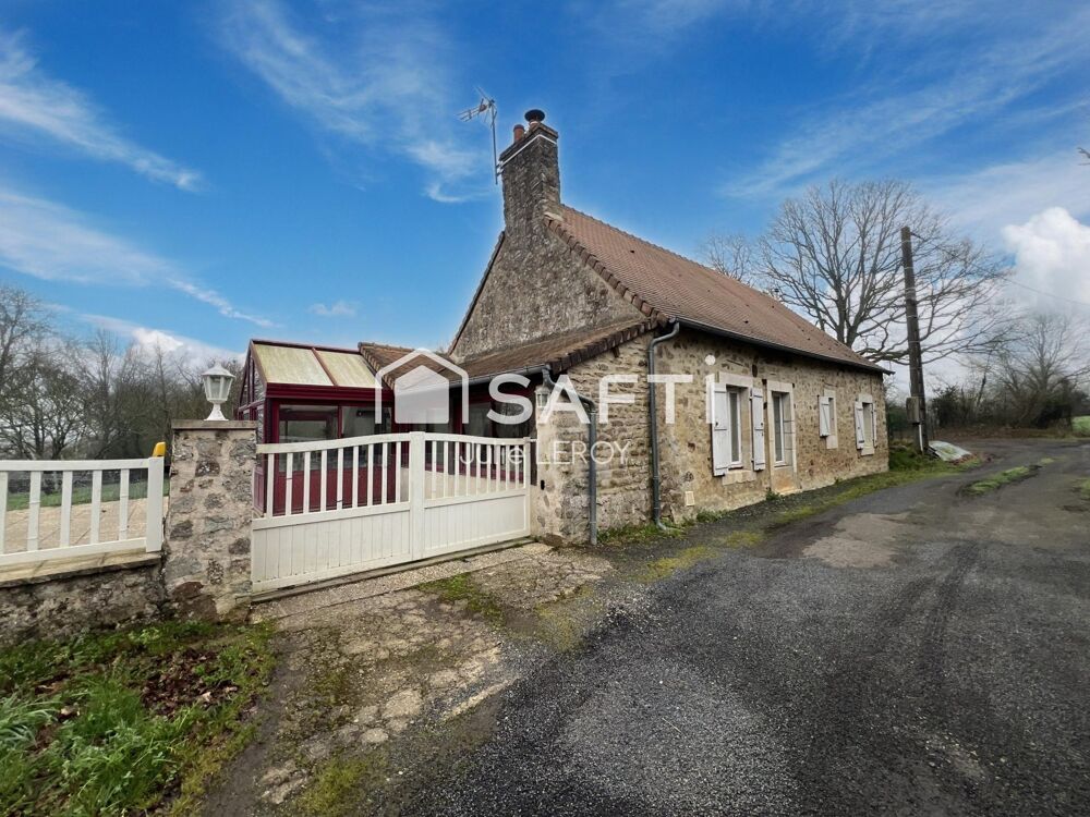 Maison de campagne située à Chemiré-En-Charnie (72540), 5 pièces, 102 m²