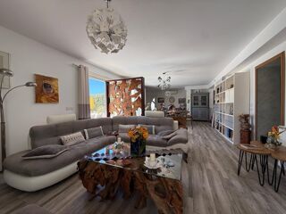  Maison � vendre 7 pi�ces 238 m�