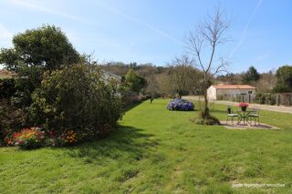  Terrain à vendre 699 m²