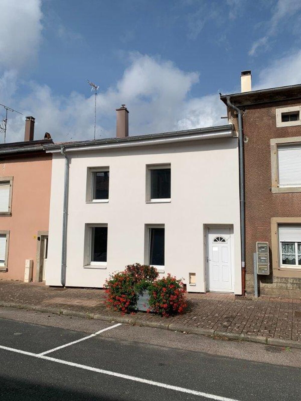 Maison 114 m2 avec cave, grenier, 4 chambres