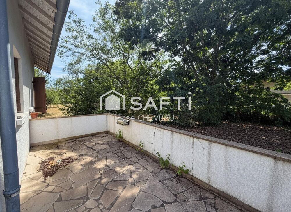 Vente Maison Maison de 142 m² avec beau potentiel de rénovation Saint-martin-belle-roche