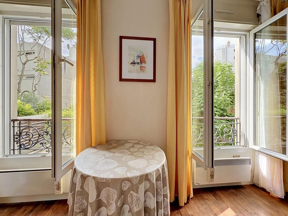 Vente Appartement 2 pièces habitable avec accès sur parc arboré Paris 15