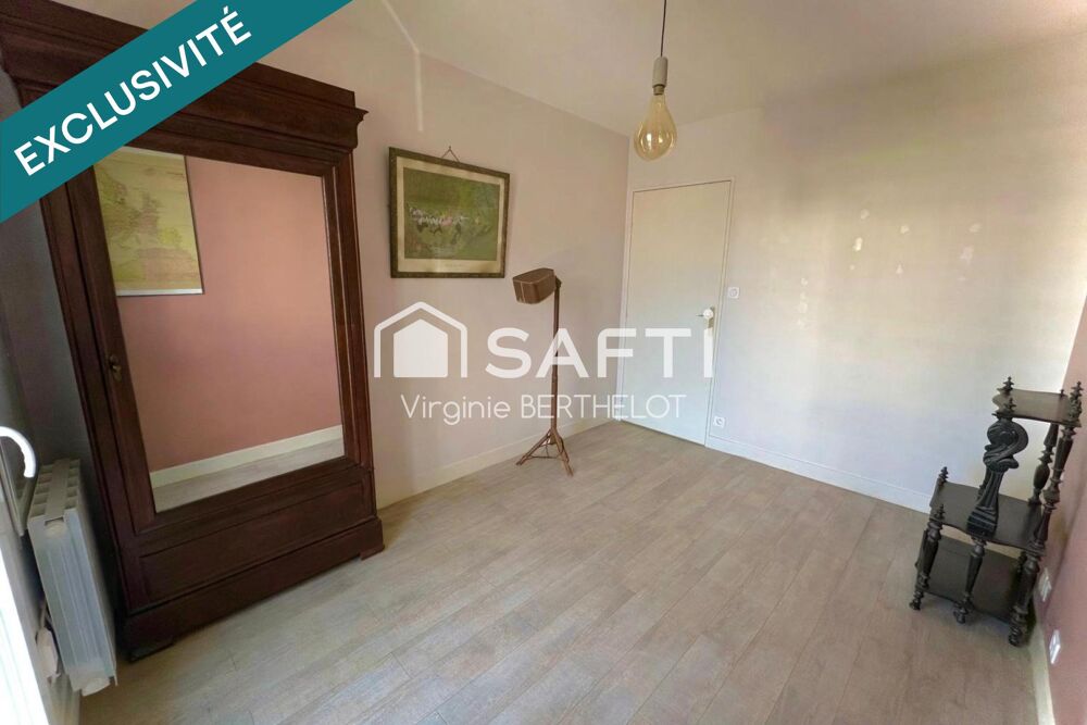 NIORT / APPARTEMENT / UNE CHAMBRE / BALCON / CAVE / GARAGE / PLACE DE PARKING !