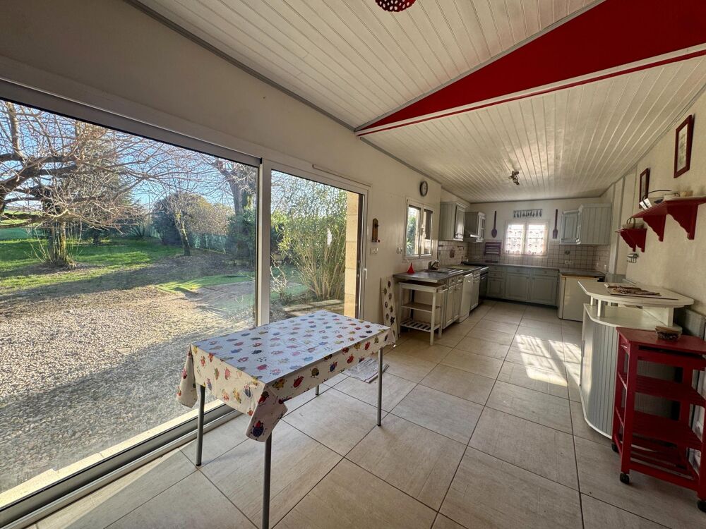 Vente Maison Maison en pierre, beaux volumes Saint-maurice-de-lestapel
