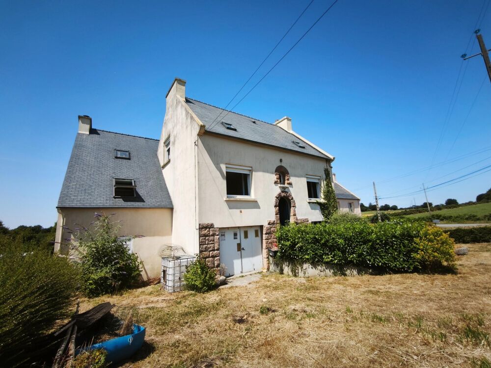 Maison 6 pièces 127 m² · à Plouneour-Menez · 127 m² · 145 000 €