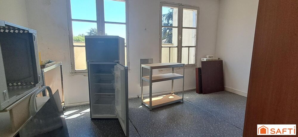 Vente Immeuble Ancien commerce atelier et logement 131m² La ferte-mace