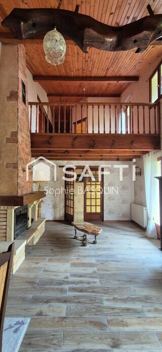  Maison � vendre 8 pi�ces 210 m�