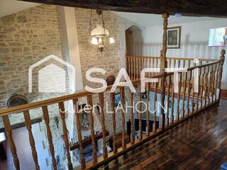  Maison à vendre 10 pièces 338 m²