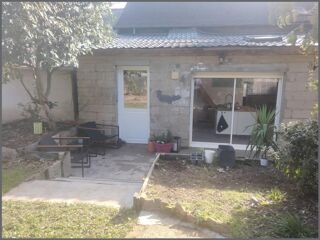 Vente Maison Belle Maison en pierre rénovée,  jardin arboré, au coeur d'un village, proche de la Gare, axe Rennes- St MALO,   St Médard sur i Saint-medard-sur-ille