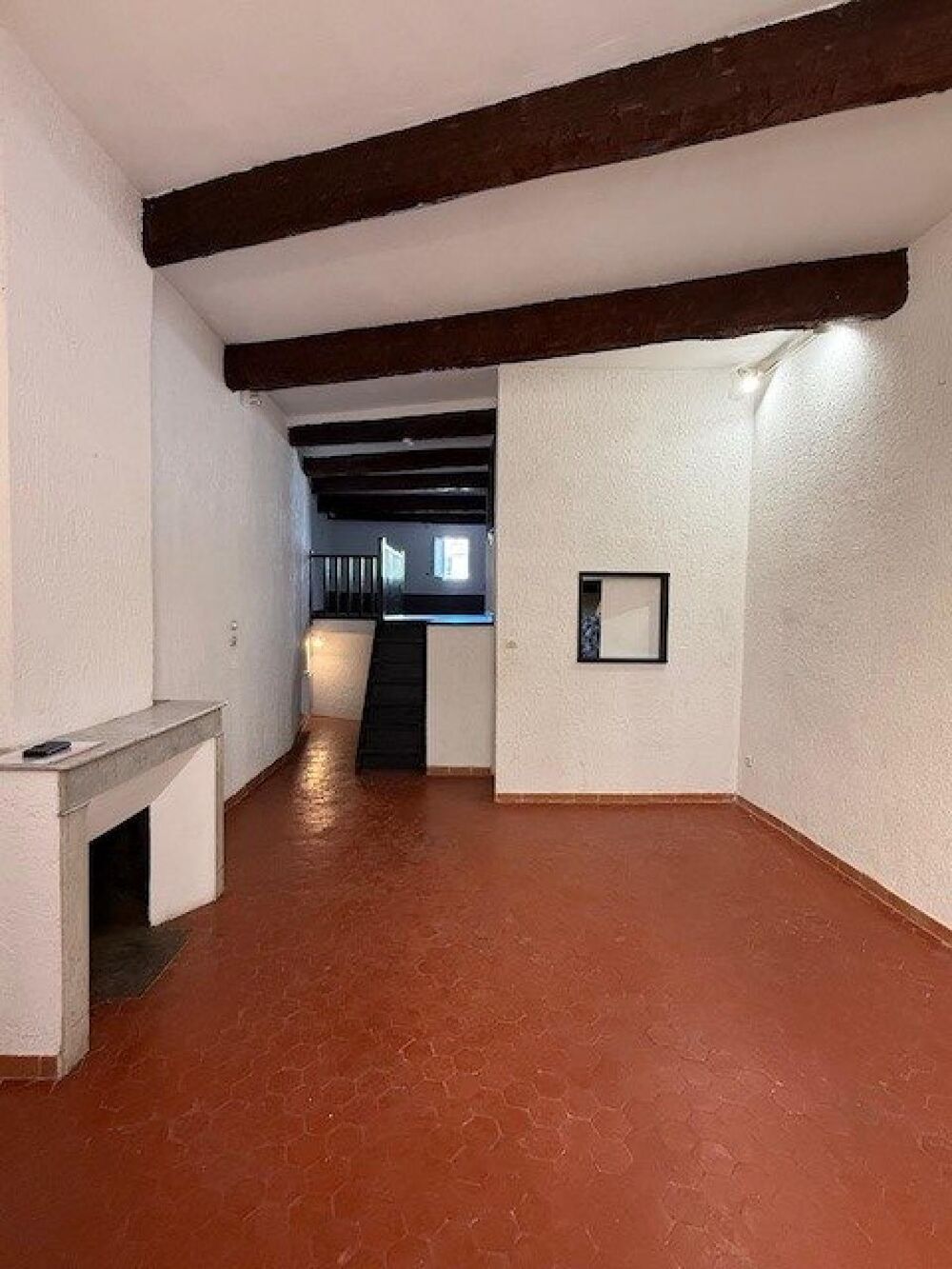 Charmant duplex avec mezzanine  Centre historique dAix-en-Provence