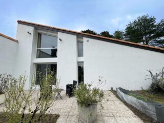  Maison à vendre 6 pièces 213 m²