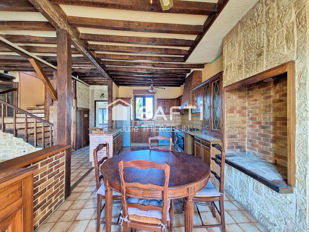 Vente Maison Maison de village 3 chambres avec des d�pendances Auxy