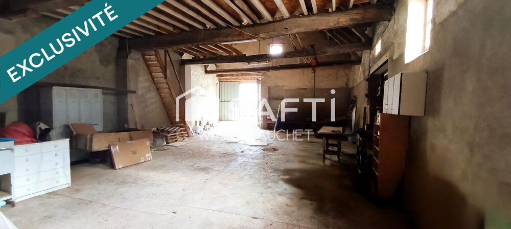 Grange à fort potentiel en plein coeur de Buzançais