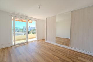  Appartement à vendre 5 pièces 122 m²