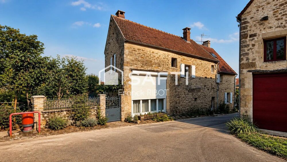 Belle maison en pierre rénovée de 215m2 avec terasse et jardin