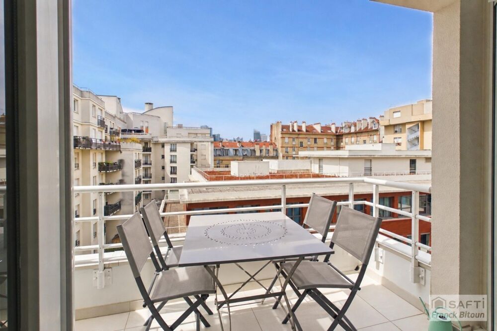 Vente Appartement Bécon. 4 pièces moderne avec 3 balcons, 1 cave et 1 parking (2ème en sus). Courbevoie