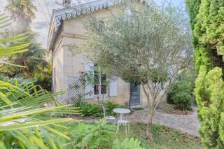  Maison à vendre 5 pièces 140 m² Merignac