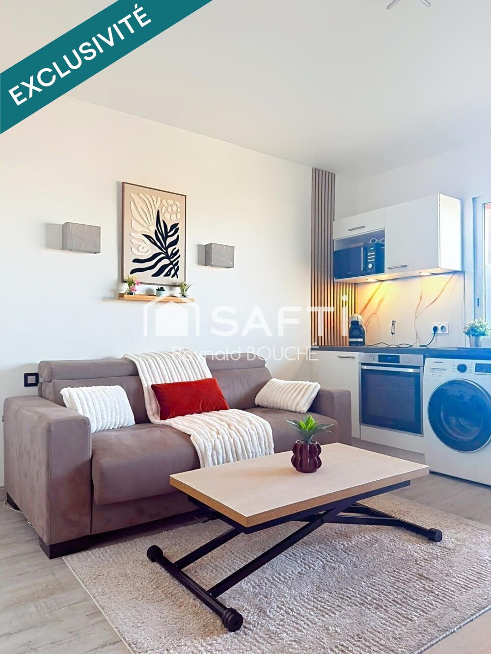 Studio rénové avec balcon et vue mer