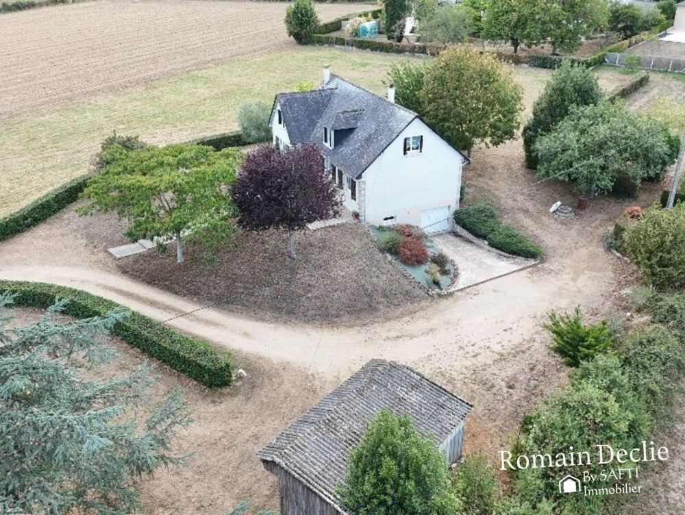 Maison de famille de 140m², 5/6 chambres, sous sol et jardin de 2500m²