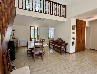  Maison � vendre 6 pi�ces 165 m�
