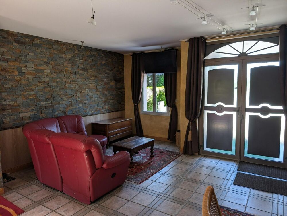 Vente Maison grande maison avec 4 ch à 10 min d'Angers. Angers