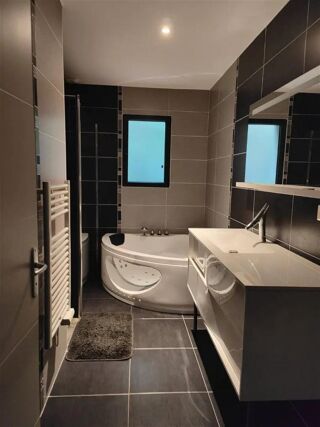  Maison � vendre 4 pi�ces 147 m�