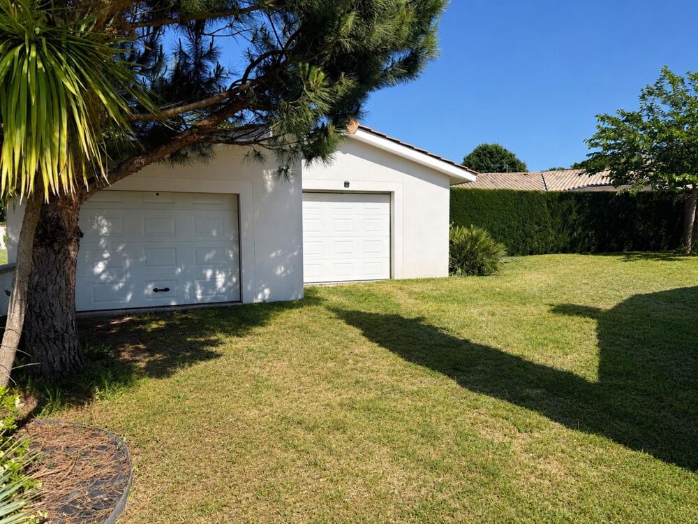 Plain-pied familial avec piscine