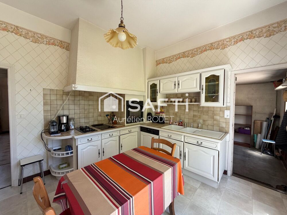 Vente Maison Maison avec vie de plain-pied, 4 chambres. Vierzon