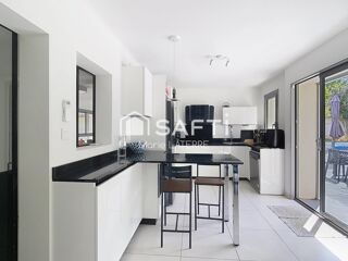  Maison  vendre 7 pices 285 m