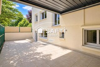  Immeuble à vendre 210 m² Suresnes
